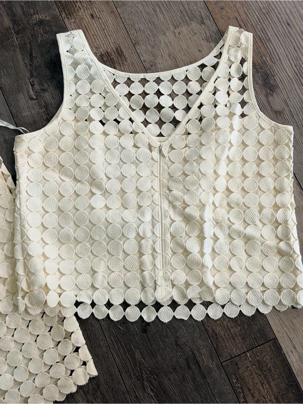 White House Black Market Cream Two-Piece Lace Circle Skirt Set - Picture 3 of 3